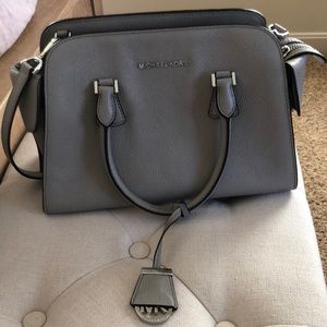 Michael Kors, gray purse